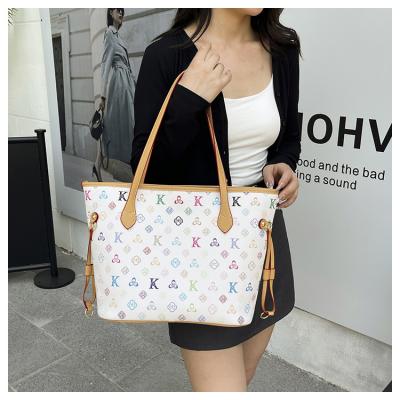 Retro classic old flower tote bag women's large capacity 2025 new style high-end fashion single shoulder underarm bag