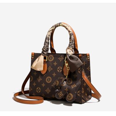 Crossbody bag European and American retro women's bag 2025 new style old flower handbag high-end versatile women's shoulder bag