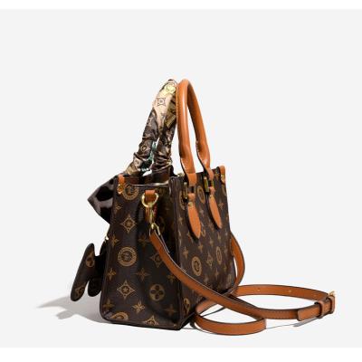 Crossbody bag European and American retro women's bag 2025 new style old flower handbag high-end versatile women's shoulder bag